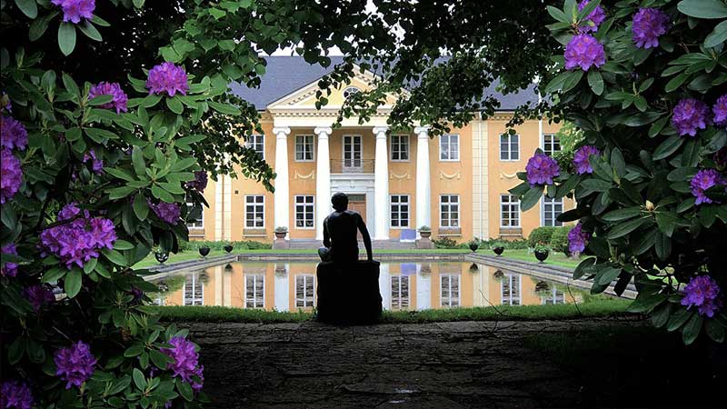 Mårbacka – Selma Lagerlöfs barndomshem i Sunne, Värmland. Upptäck kulturhistoria, guidade visningar och natursköna omgivningar